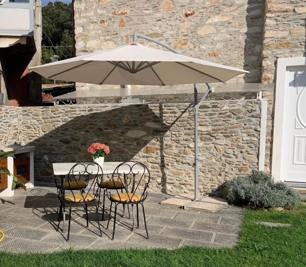Ferienwohnung Antica Casa Nel Borgo Pietrasanta Exterior foto